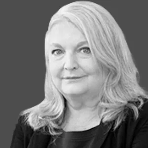 Cheryl McKinnon bw