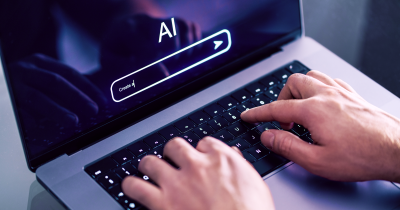 AI in Internal Communications: 7 Strategic Steps | Simpplr
